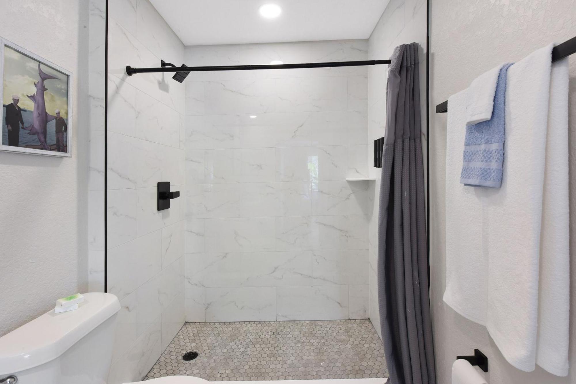 Palm Cove Motel เคลียร์วอเตอร์ ภายนอก รูปภาพ